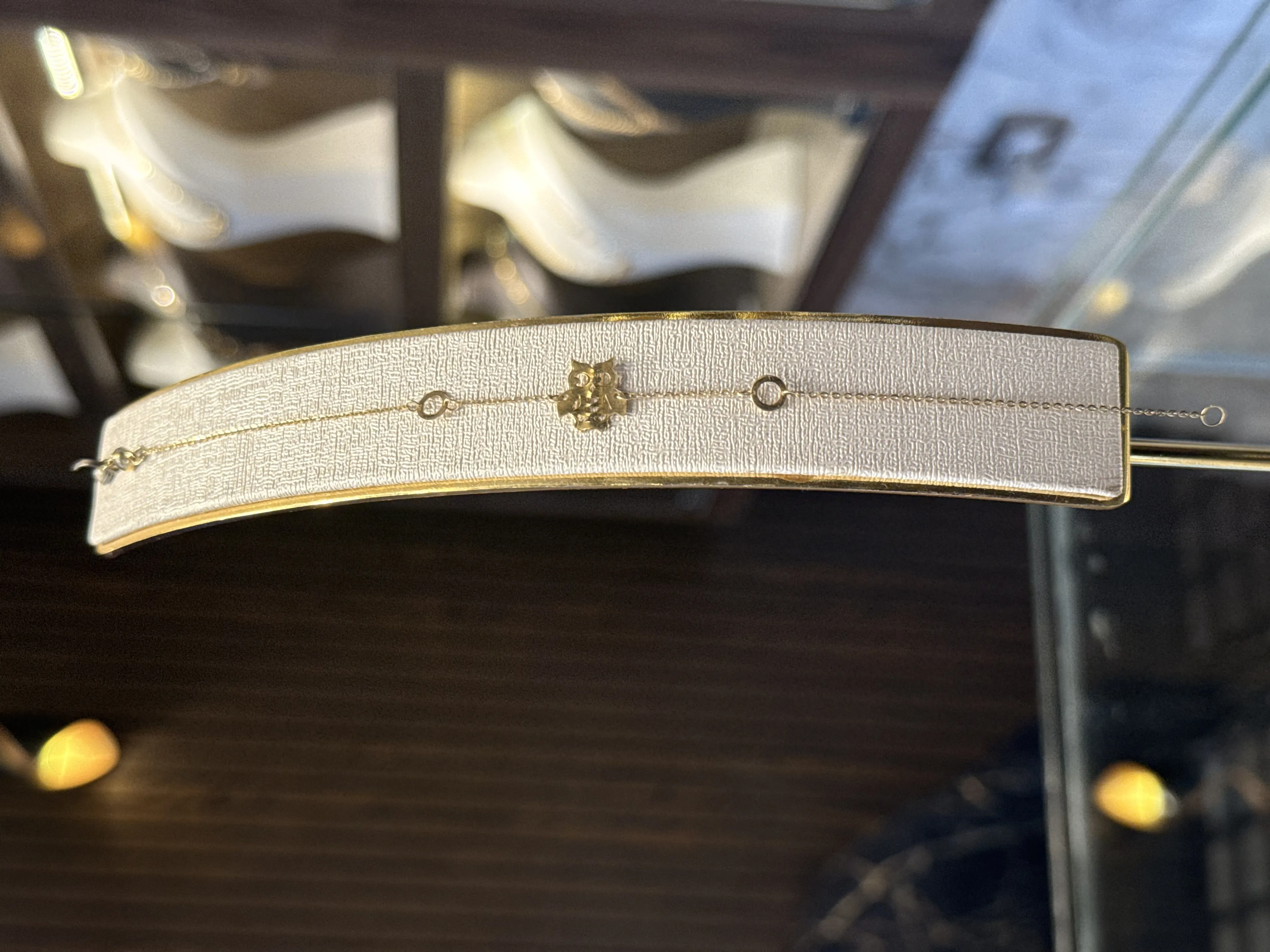 سوارة لايت - منظر أمامي