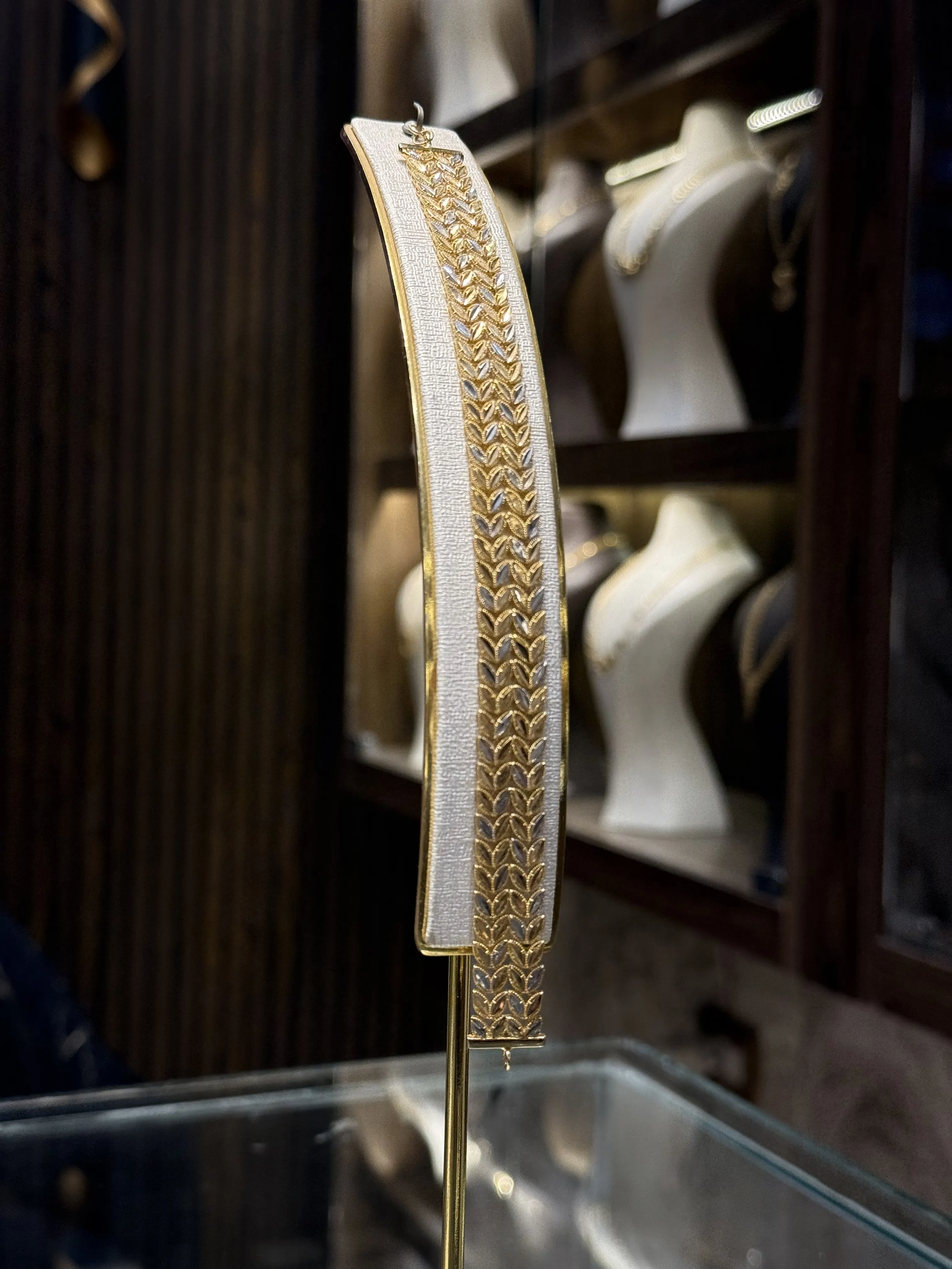 سوارة سنبلة دورين - منظر أمامي