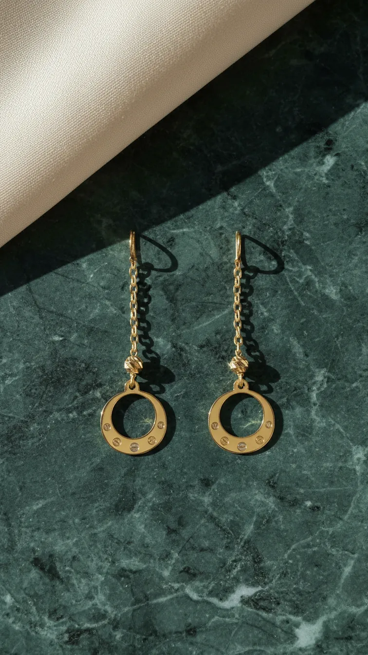 حلق ابرة وخيط - منظر أمامي