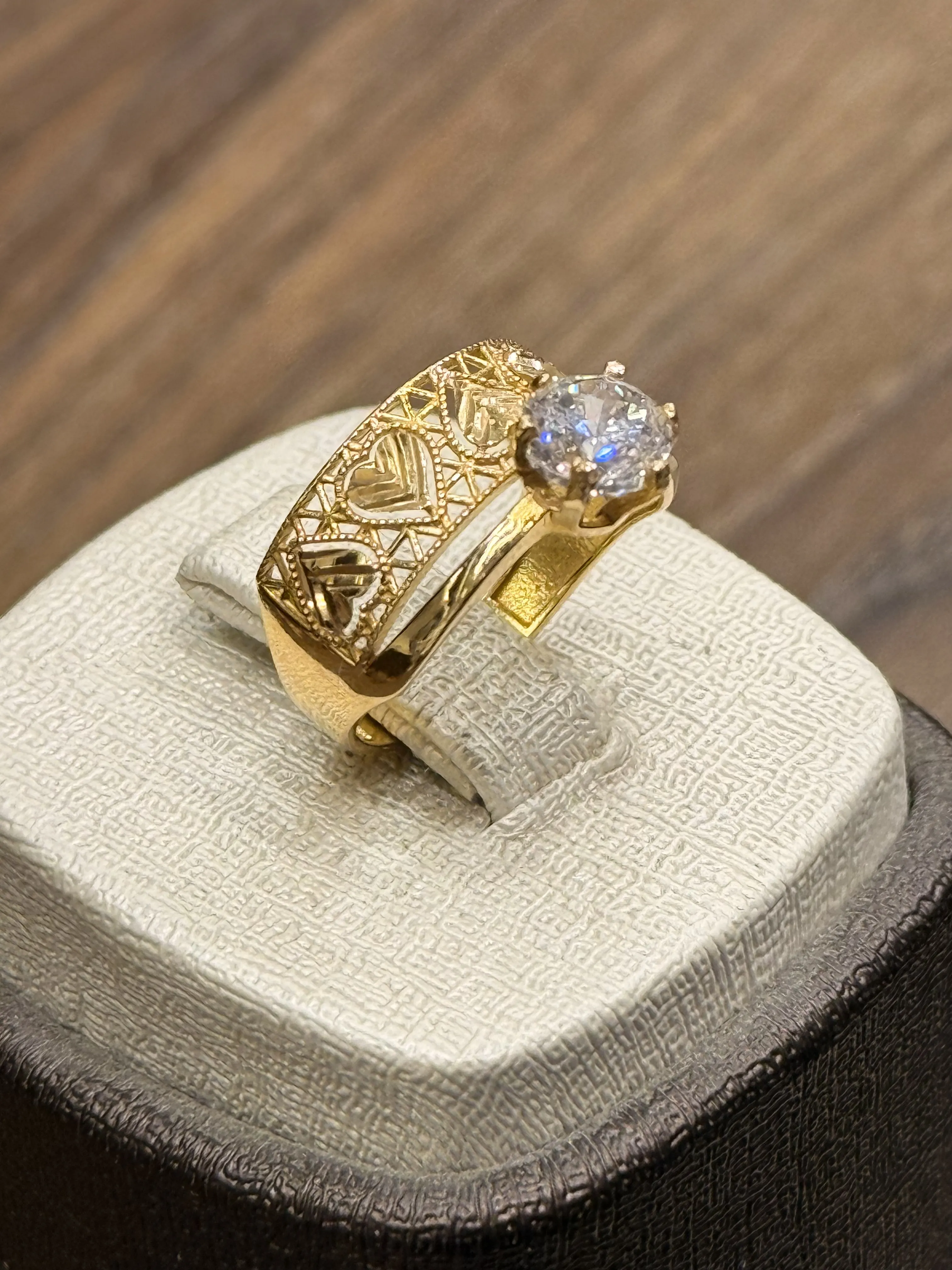 محبس توينز - منظر أمامي