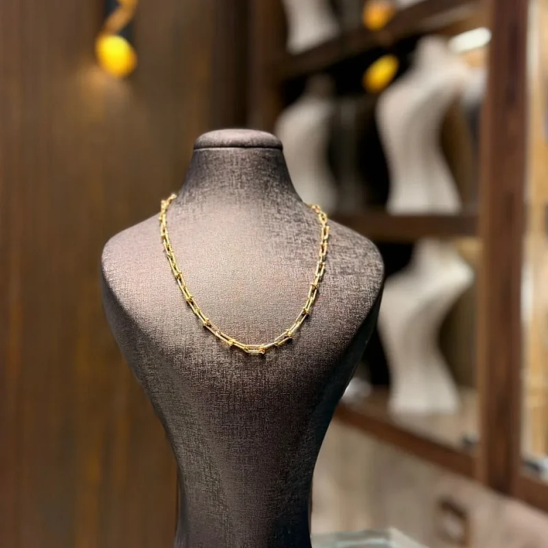 طوق تيفني ناعم