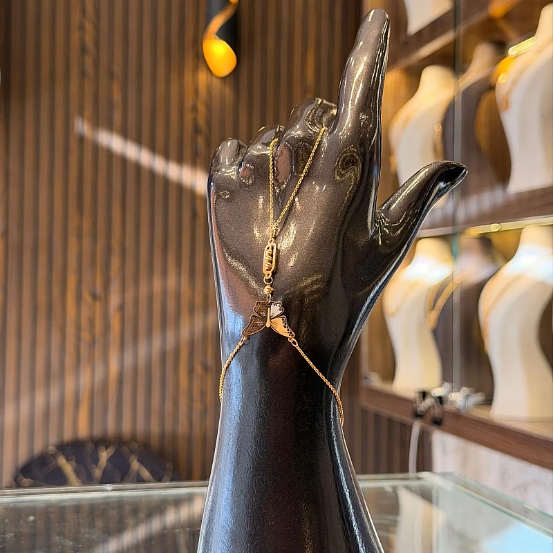 كف فراشة لايت