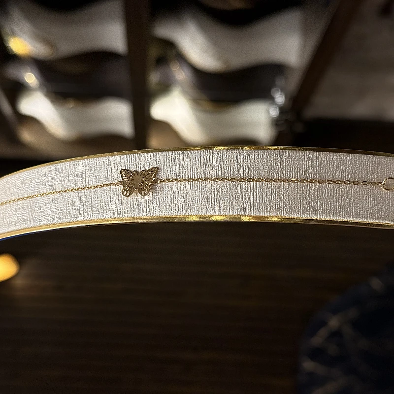 سوارة لايت فراشة